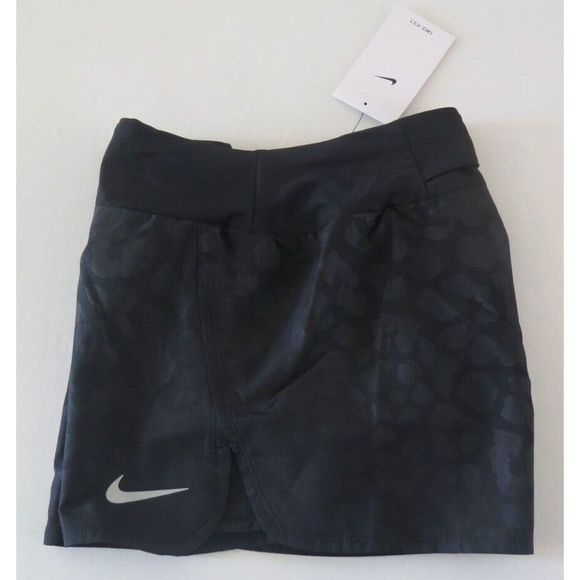 Nike DD6030 010 Women's Sz M Black Dri-Fit Running Crew Shorts - Picture 4 of 5